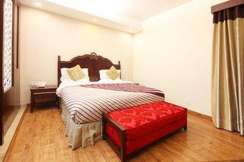 Hôtel Oyo Premium Pitampura à New Delhi Extérieur photo