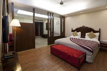 Hôtel Oyo Premium Pitampura à New Delhi Extérieur photo