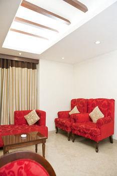 Hôtel Oyo Premium Pitampura à New Delhi Extérieur photo